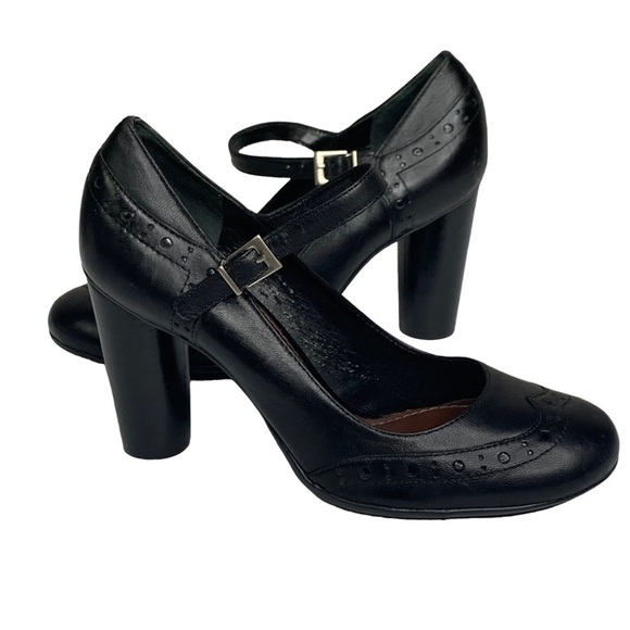 Gianni Bini Black Leather Wing Tip Heels Ankle Strap Dancing Retro Comfort Sz. 6 - Picture 2 of 15